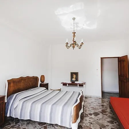Apartment Un Al Mare 2 *